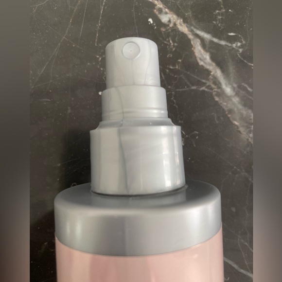 L’Oreal Professionals Colour 10 in 1 - Picture 2 of 5